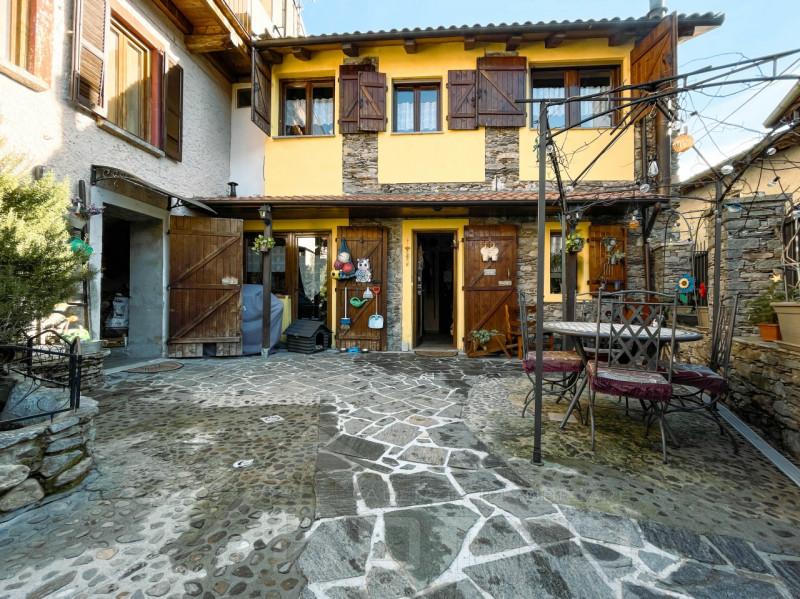 Villa a Schiera in vendita a Gignese, 4 locali, prezzo € 169.000 | PortaleAgenzieImmobiliari.it