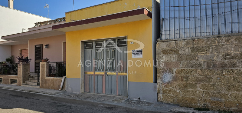 Box / Garage in vendita a Racale, 9999 locali, prezzo € 25.000 | PortaleAgenzieImmobiliari.it