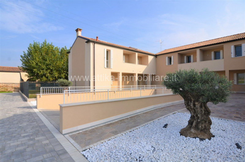 Villa Bifamiliare in vendita a Monselice, 7 locali, prezzo € 198.000 | PortaleAgenzieImmobiliari.it
