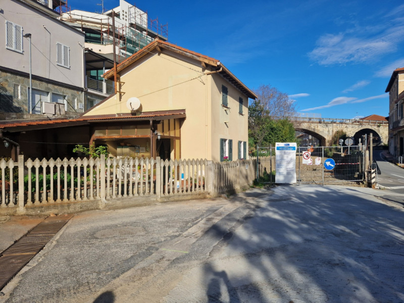 Villa in vendita a Andora, 4 locali, zona Località: Andora - Centro, prezzo € 380.000 | PortaleAgenzieImmobiliari.it