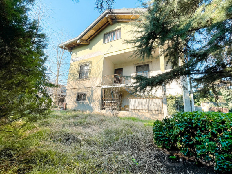 Villa in vendita a Bellinzago Novarese - Zona: Bellinzago Novarese - Centro