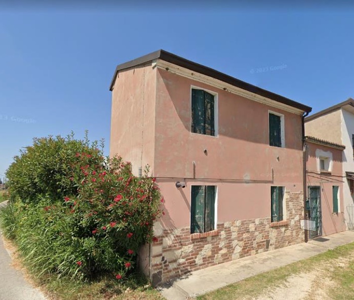 Villa a Schiera in vendita a Giacciano con Baruchella, 5 locali, zona Località: Giacciano Con Baruchella, prezzo € 27.000 | PortaleAgenzieImmobiliari.it