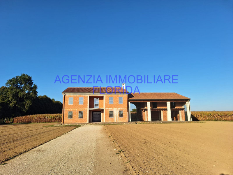 Villa in vendita a Santa Giustina in Colle - Zona: Fratte