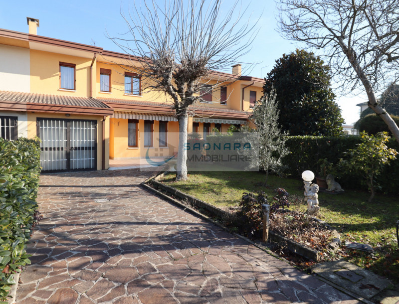 Villa a Schiera in vendita a Saonara - Zona: Saonara