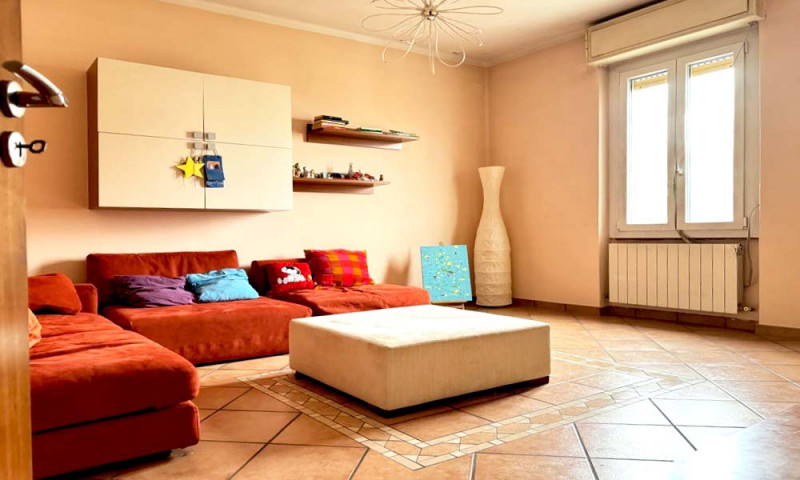 Appartamento in vendita a Pontenure, 4 locali, prezzo € 90.000 | PortaleAgenzieImmobiliari.it