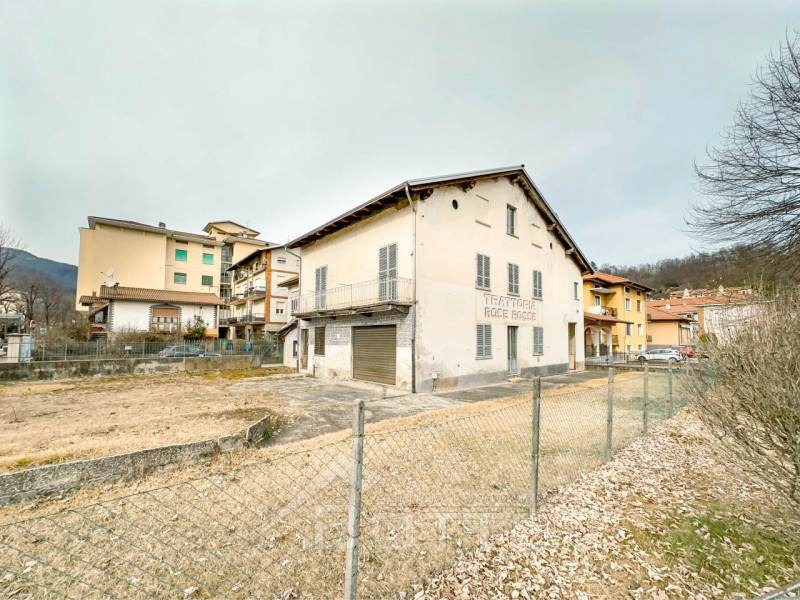 Villa in vendita a Borgosesia, 4 locali, prezzo € 180.000 | PortaleAgenzieImmobiliari.it