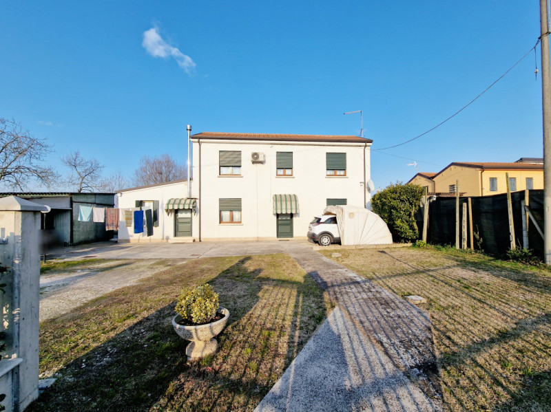 Villa in vendita a Montagnana, 3 locali, zona Località: San Marco, prezzo € 155.000 | PortaleAgenzieImmobiliari.it