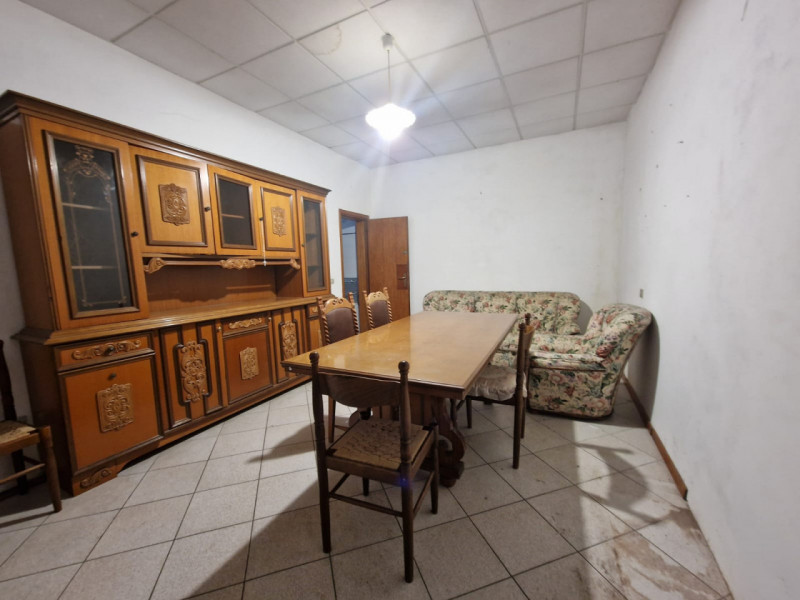 Appartamento in vendita a Cesena, 2 locali, zona Località: Cesena - Centro, prezzo € 120.000 | PortaleAgenzieImmobiliari.it