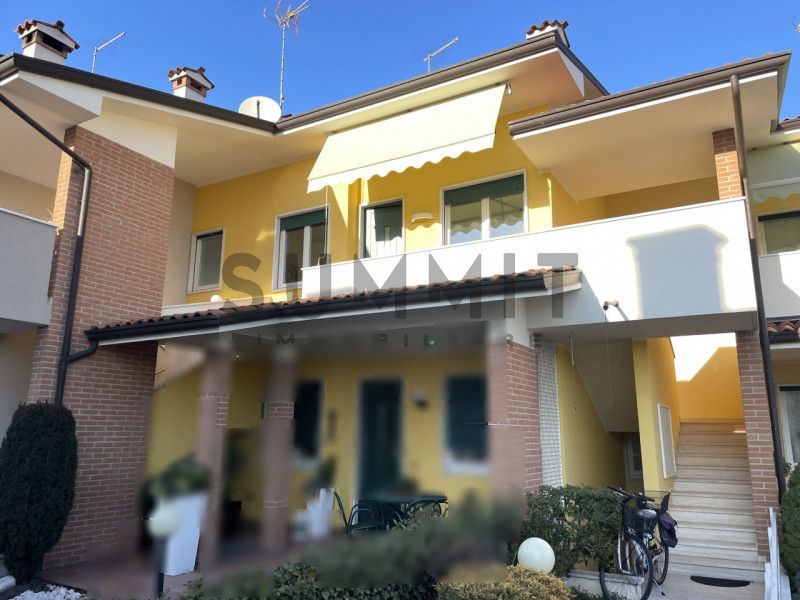 Appartamento in vendita a Schio, 5 locali, zona Località: Schio, prezzo € 175.000 | PortaleAgenzieImmobiliari.it