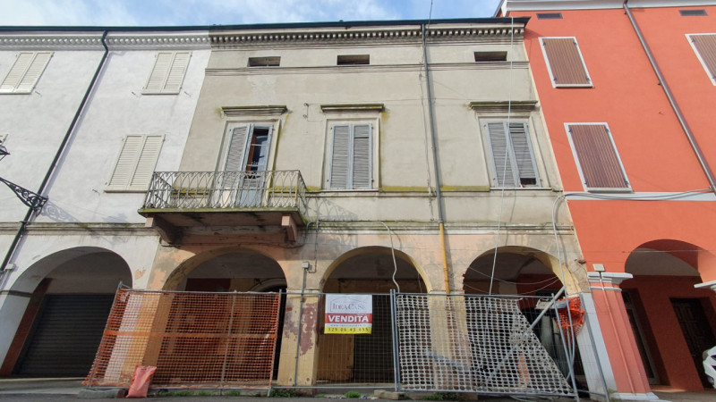 Altro in vendita a Concordia sulla Secchia, 8 locali, zona Località: Concordia Sulla Secchia - Centro, prezzo € 165.000 | PortaleAgenzieImmobiliari.it