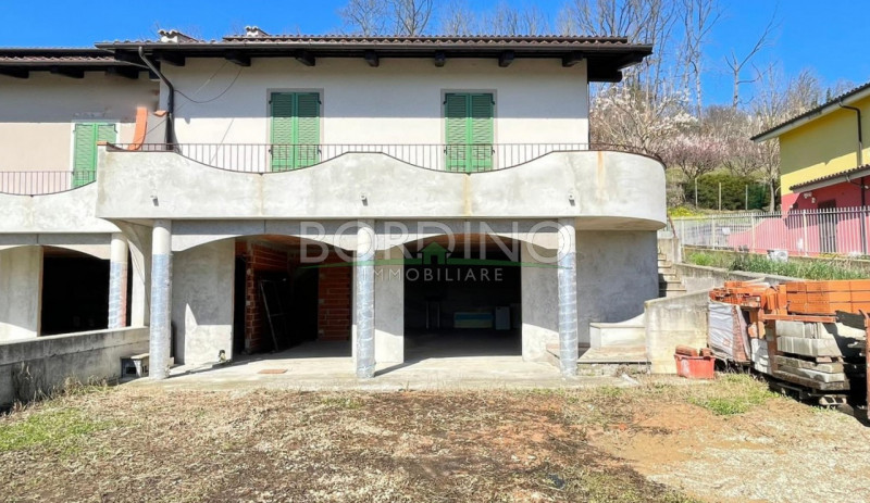 Villa Bifamiliare in vendita a Govone, 6 locali, prezzo € 240.000 | PortaleAgenzieImmobiliari.it