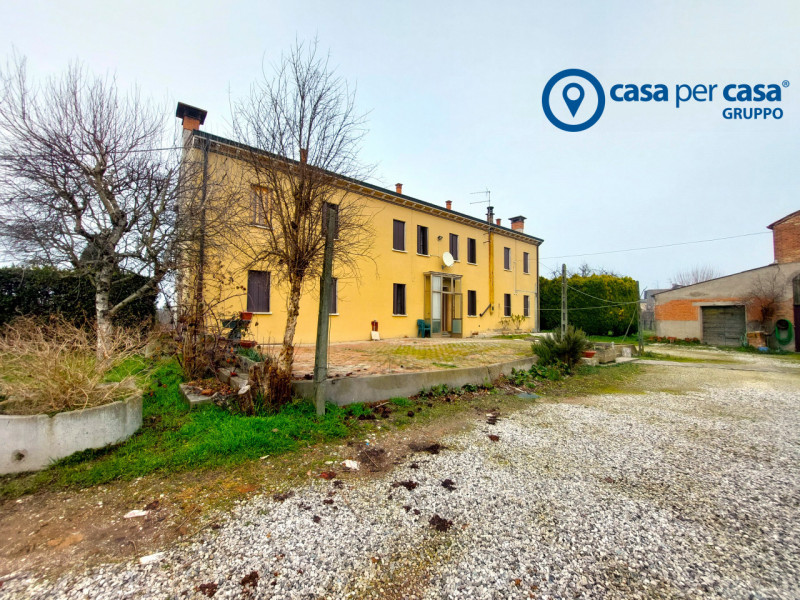 Villa in vendita a Villadose, 6 locali, zona Località: Villadose, prezzo € 195.000 | PortaleAgenzieImmobiliari.it