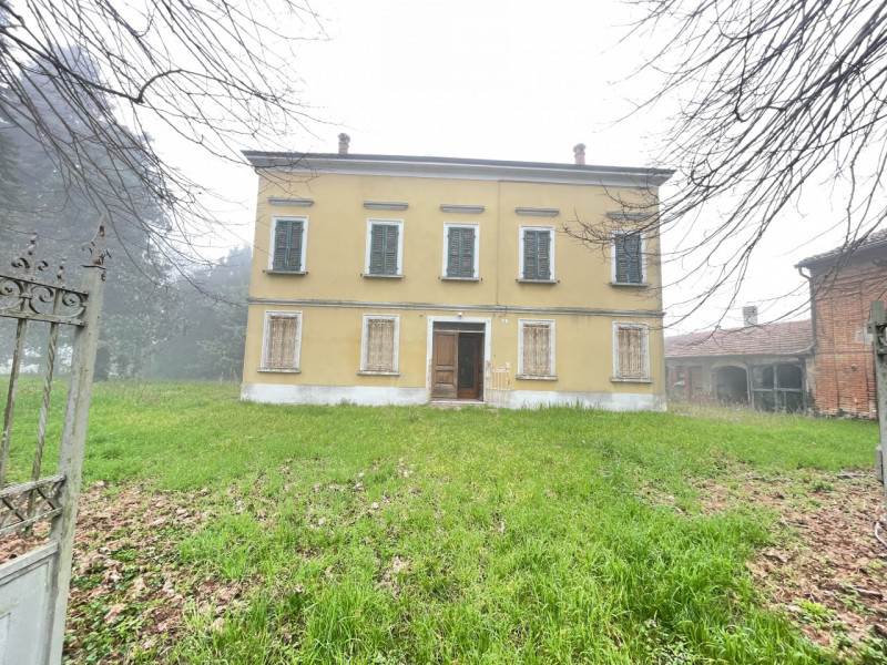 Villa in vendita a Gonzaga - Zona: Palidano