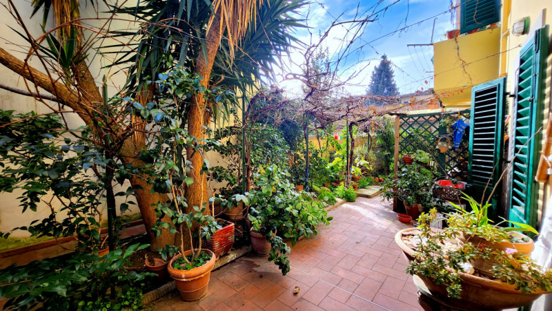 Appartamento in vendita a Firenze, 4 locali, zona Località: Campo di Marte / Le Cure / Coverciano, prezzo € 280.000 | PortaleAgenzieImmobiliari.it