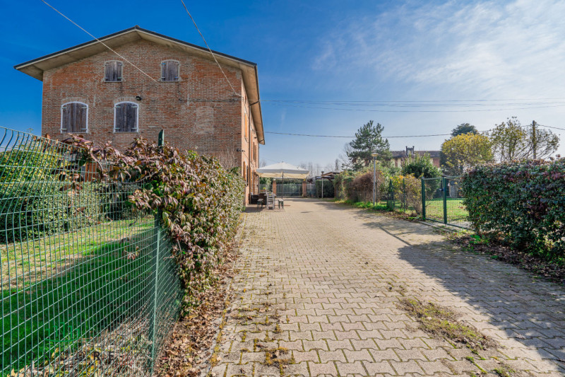 Villa Bifamiliare in Vendita a Ozzano dell'Emilia