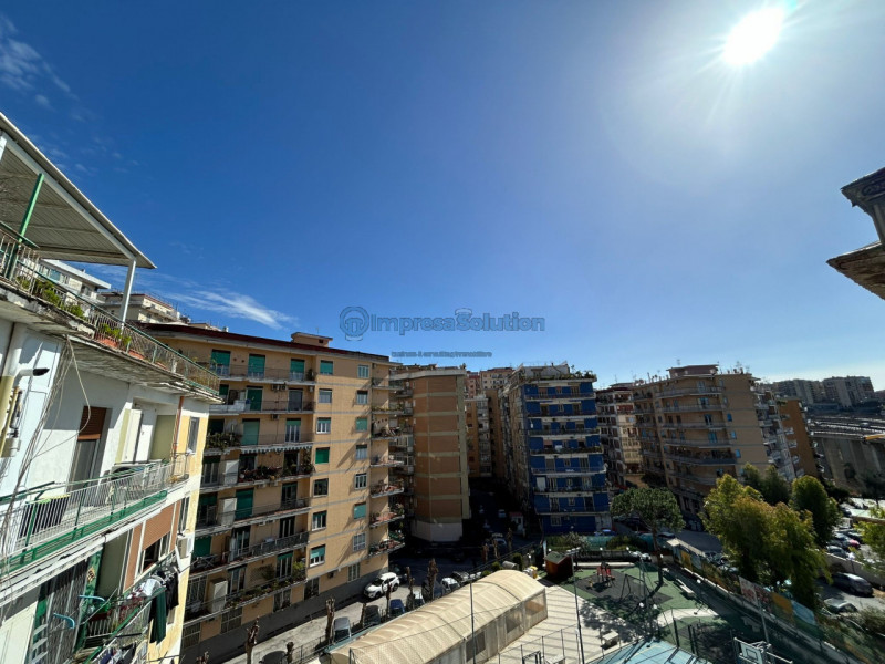 Appartamento in vendita a Napoli, 3 locali, zona Località: Vomero, prezzo € 335.000 | PortaleAgenzieImmobiliari.it