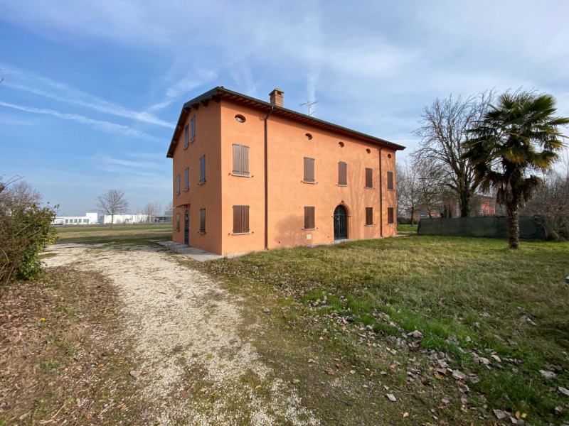 Villa Bifamiliare in vendita a Medolla, 10 locali, zona Località: Medolla, prezzo € 370.000 | PortaleAgenzieImmobiliari.it