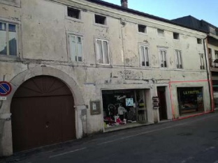 Negozio / Locale in vendita a Piovene Rocchette - Zona: Piovene Rocchette