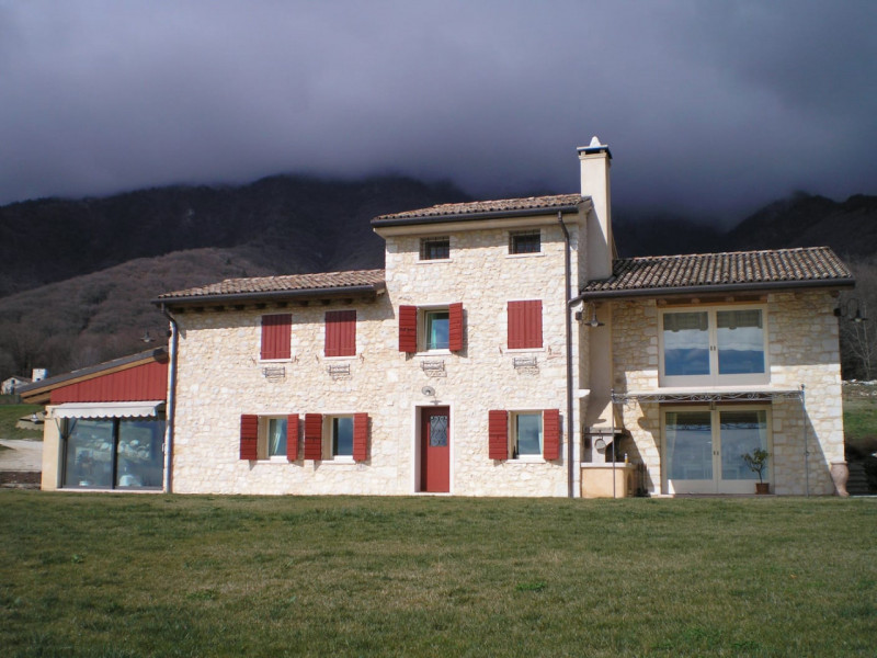 Villa in vendita a Borso del Grappa, 7 locali, prezzo € 1.450.000 | PortaleAgenzieImmobiliari.it
