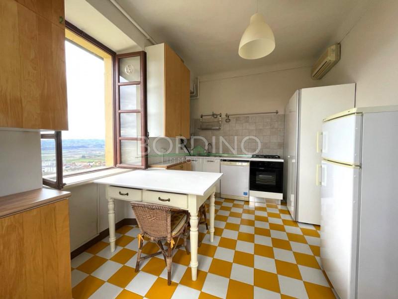 Appartamento in affitto a Govone, 4 locali, zona Località: Govone - Centro, prezzo € 400 | PortaleAgenzieImmobiliari.it