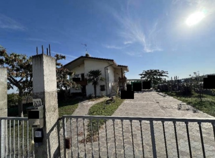 Villa in vendita a Loreo, 5 locali, zona Località: Loreo, prezzo € 105.000 | PortaleAgenzieImmobiliari.it