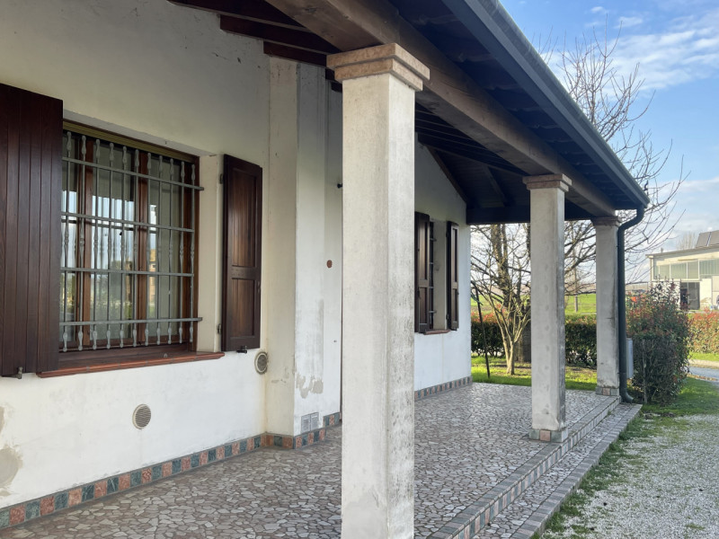 Villa a Schiera in vendita a Motteggiana, 5 locali, zona icella, prezzo € 138.000 | PortaleAgenzieImmobiliari.it