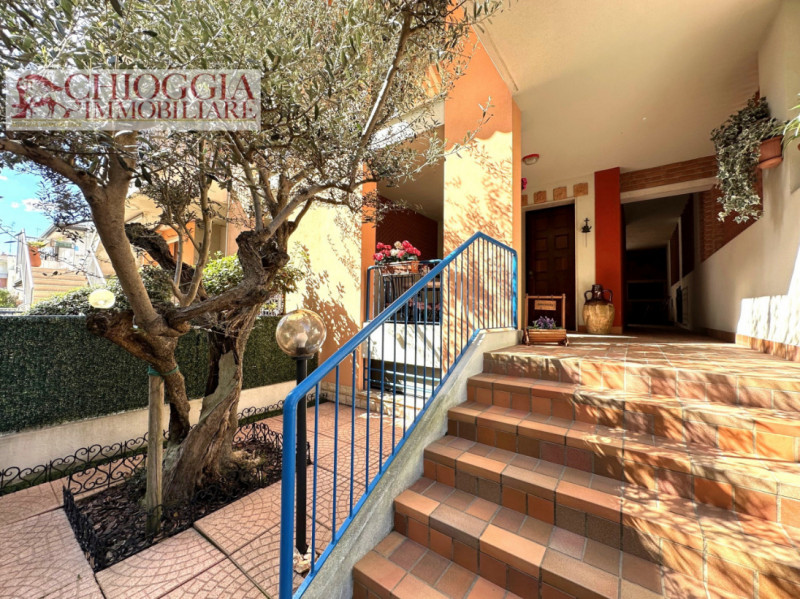 Villa a Schiera in vendita a Chioggia, 5 locali, zona omarina, prezzo € 335.000 | PortaleAgenzieImmobiliari.it