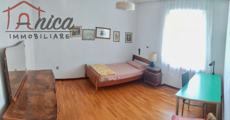 Appartamento in affitto a Trento, 5 locali, zona Località: San Pio X, prezzo € 350 | PortaleAgenzieImmobiliari.it