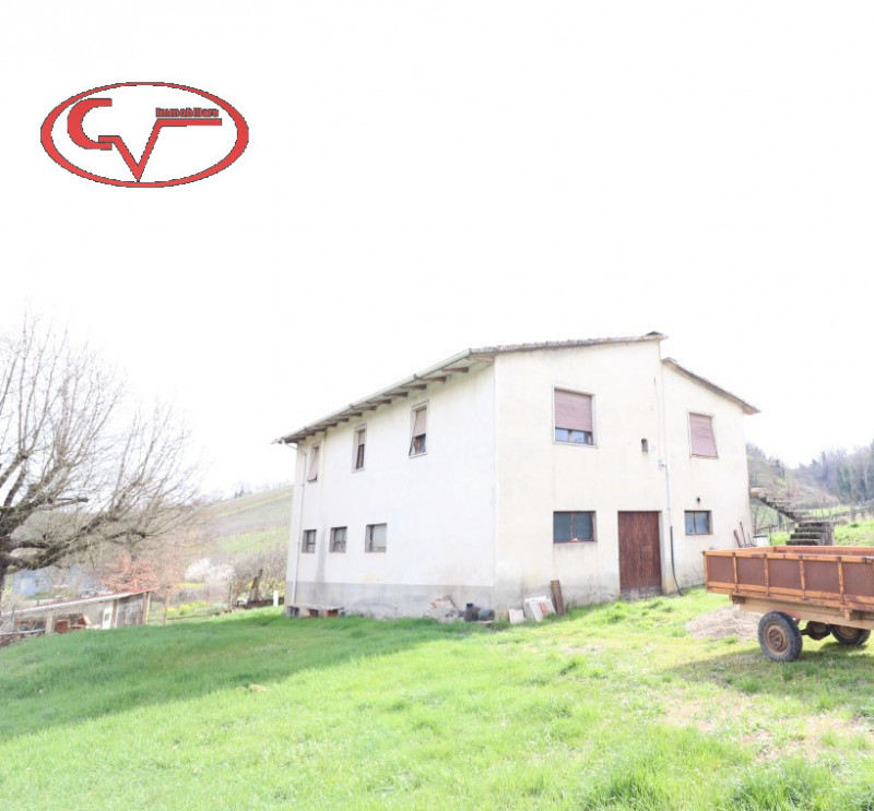 Villa in vendita a Montevarchi - Zona: Caposelvi