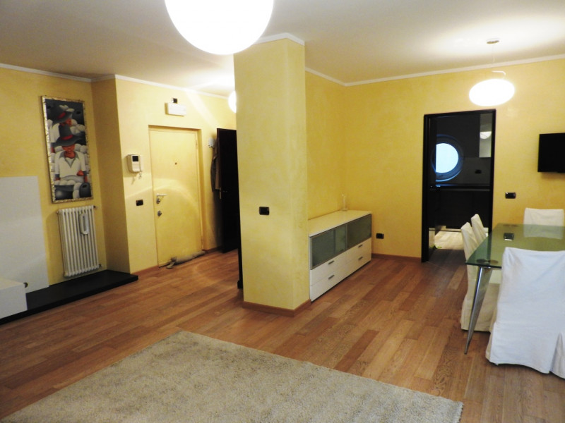 Appartamento in vendita a Parma, 3 locali, prezzo € 399.000 | PortaleAgenzieImmobiliari.it