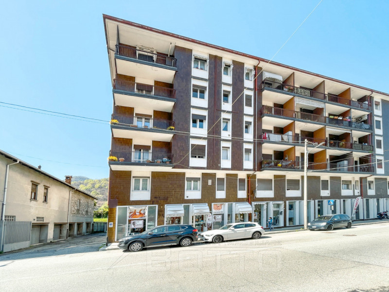 Appartamento in vendita a Omegna, 3 locali, prezzo € 75.000 | PortaleAgenzieImmobiliari.it