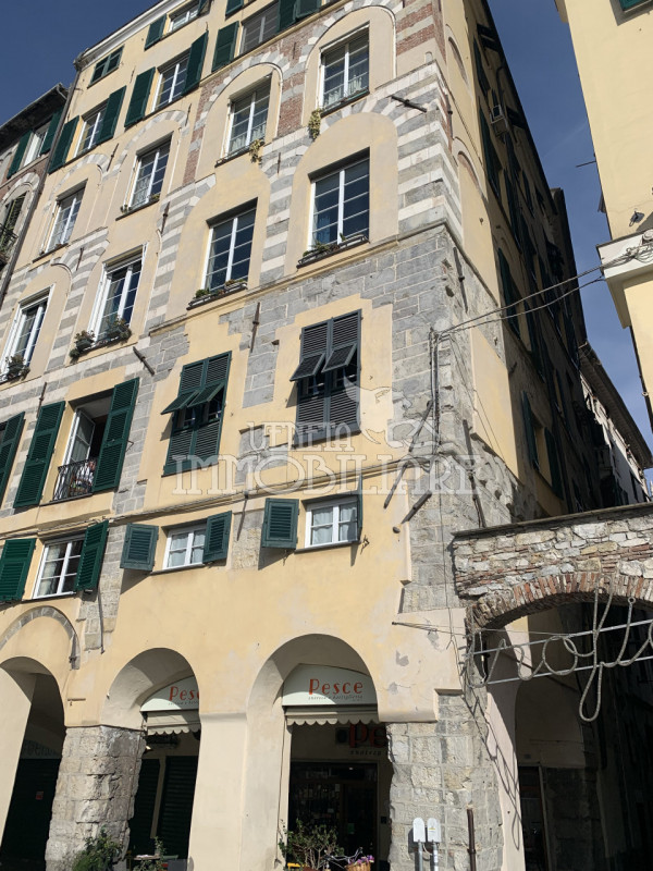 Appartamento in vendita a Genova, 2 locali, zona Località: Centro Storico, prezzo € 235.000 | PortaleAgenzieImmobiliari.it