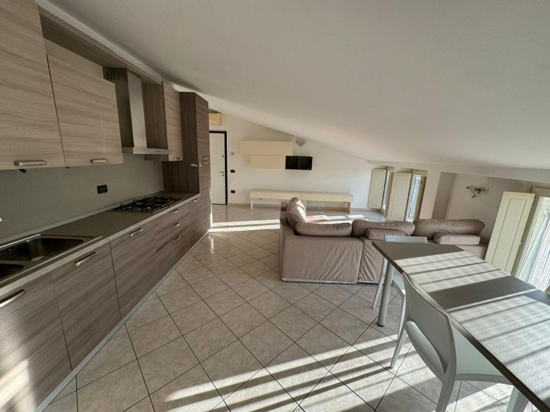 Appartamento in vendita a Ghedi, 3 locali, prezzo € 153.000 | PortaleAgenzieImmobiliari.it