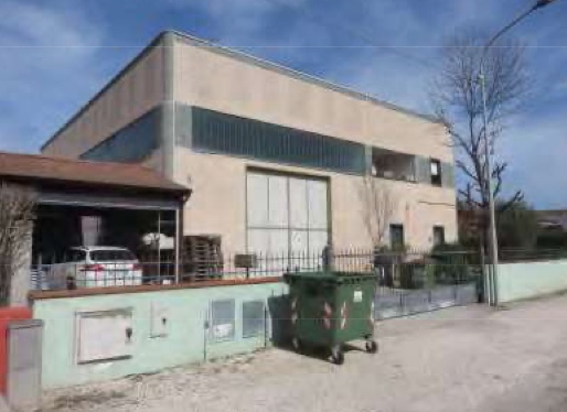 Laboratorio in vendita a Viadana, 4 locali, zona Matteo delle Chiaviche, prezzo € 186.782 | PortaleAgenzieImmobiliari.it