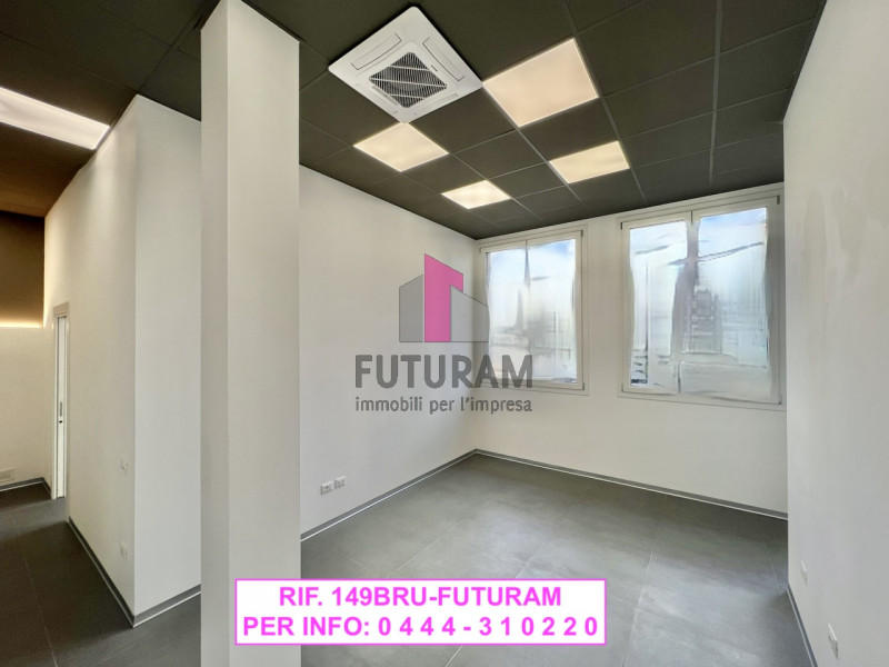 Ufficio / Studio in vendita a Montecchio Maggiore, 3 locali, zona Ceccato, prezzo € 110.000 | PortaleAgenzieImmobiliari.it