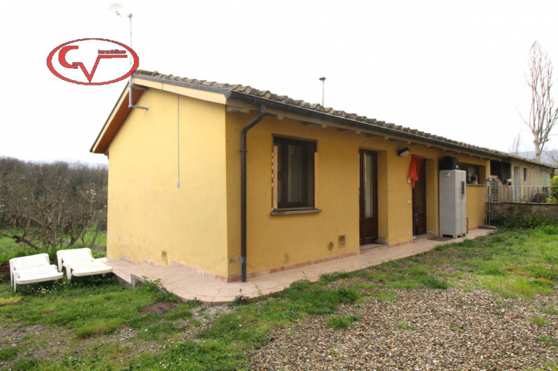 Rustico / Casale in vendita a Cavriglia - Zona: Cavriglia