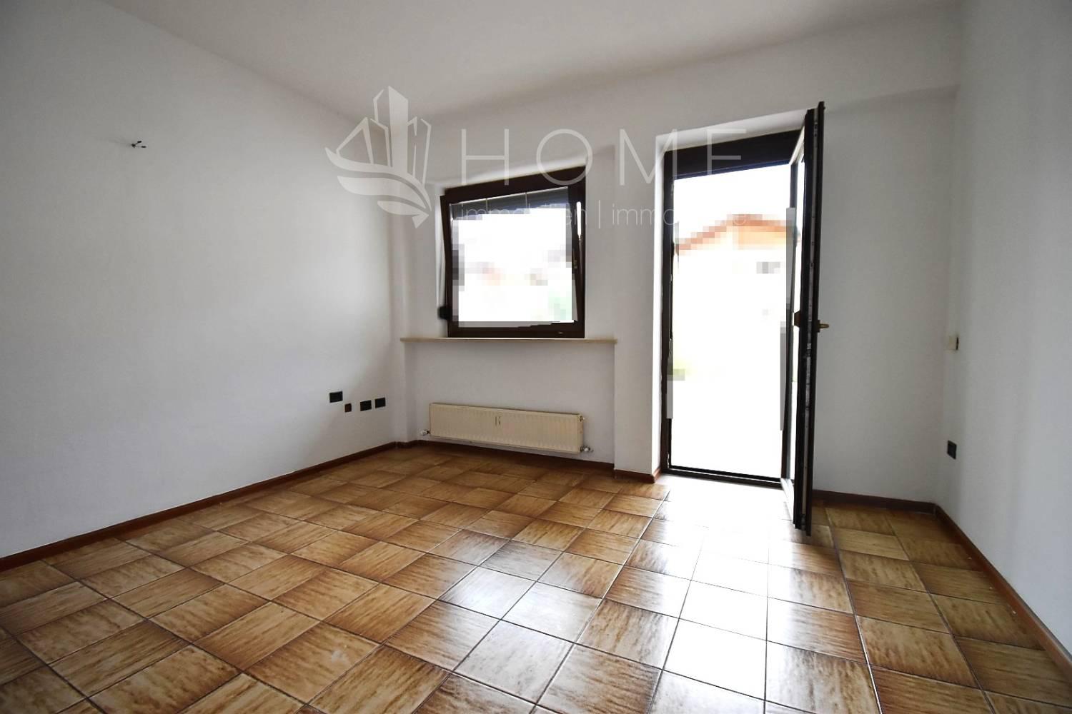 Appartamento in vendita a Egna, 2 locali, zona Zona: Laghetti, prezzo € 210.000 | CambioCasa.it