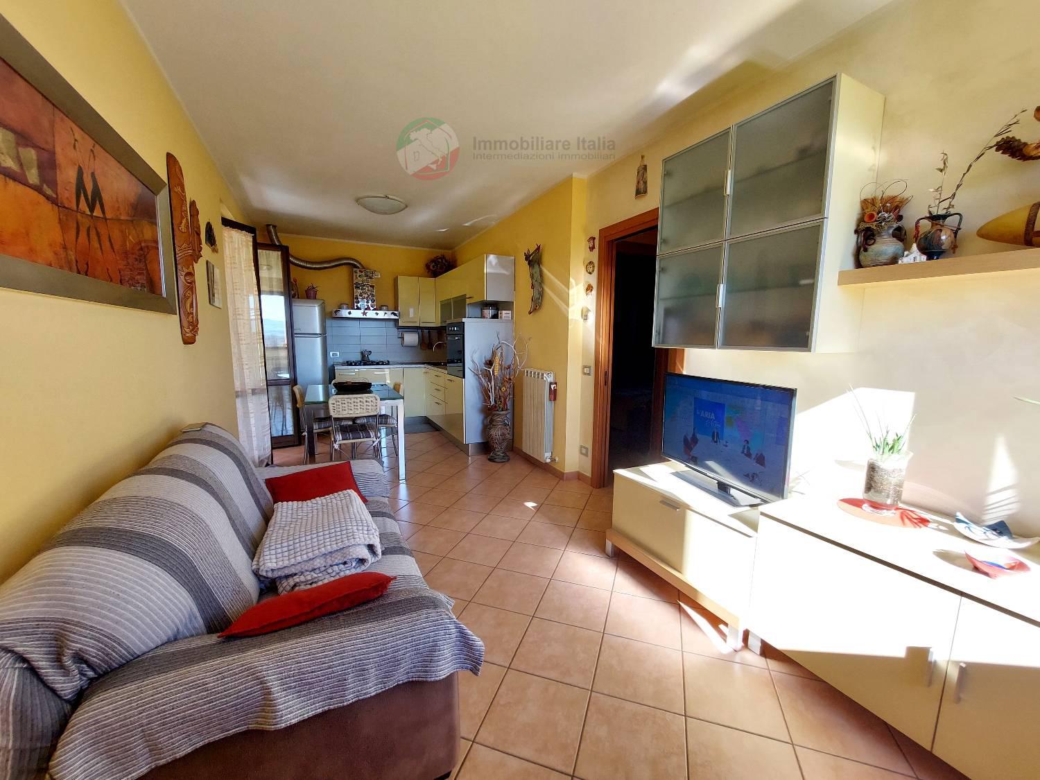 Appartamento in vendita a Tavullia, 3 locali, zona glione, prezzo € 115.000 | PortaleAgenzieImmobiliari.it