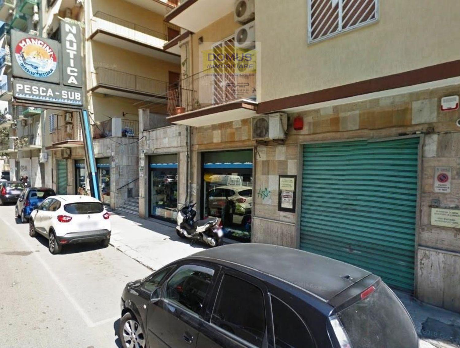 Immobile Commerciale in vendita a Taranto, 2 locali, prezzo € 465.000 | CambioCasa.it