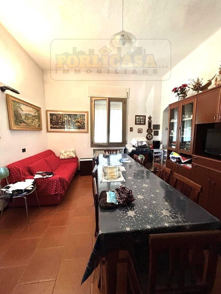 Appartamento in vendita a Forlì, 4 locali, zona centro, prezzo € 155.000 | PortaleAgenzieImmobiliari.it