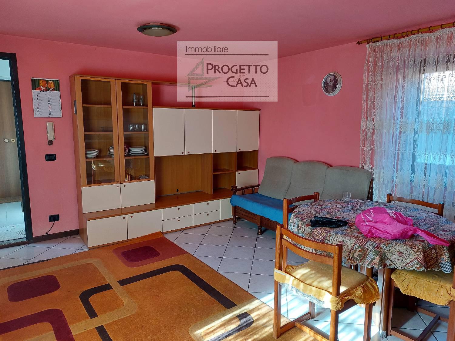 Appartamento in vendita a Omegna, 2 locali, prezzo € 78.000 | PortaleAgenzieImmobiliari.it