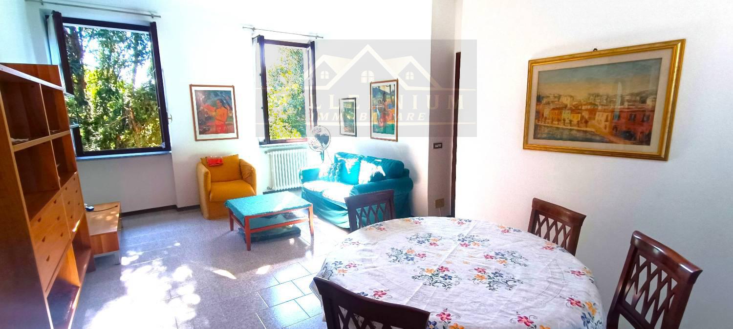 Appartamento in affitto a Arona, 4 locali, prezzo € 850 | PortaleAgenzieImmobiliari.it