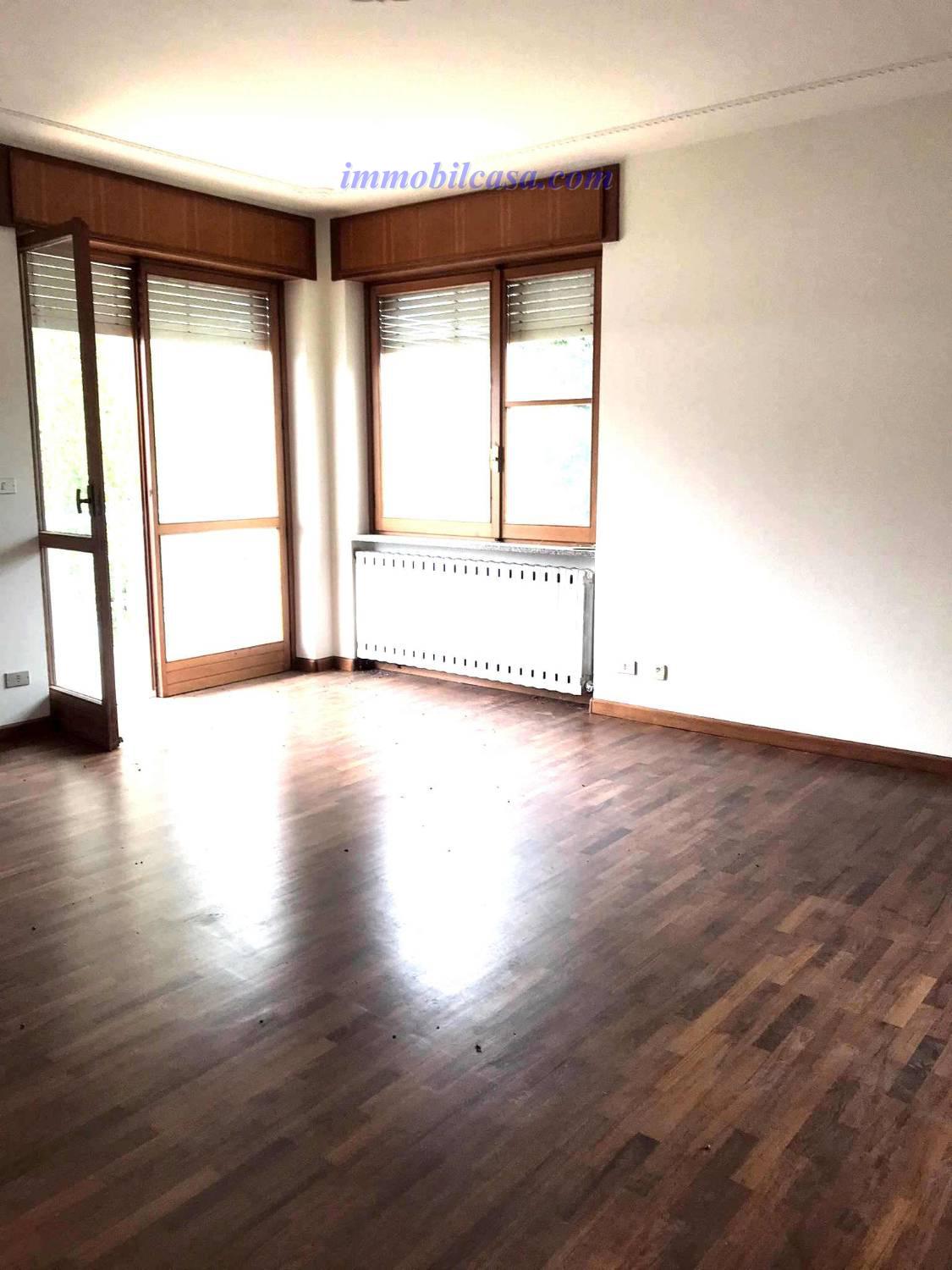 Appartamento in vendita a Dronero, 4 locali, prezzo € 160.000 | PortaleAgenzieImmobiliari.it