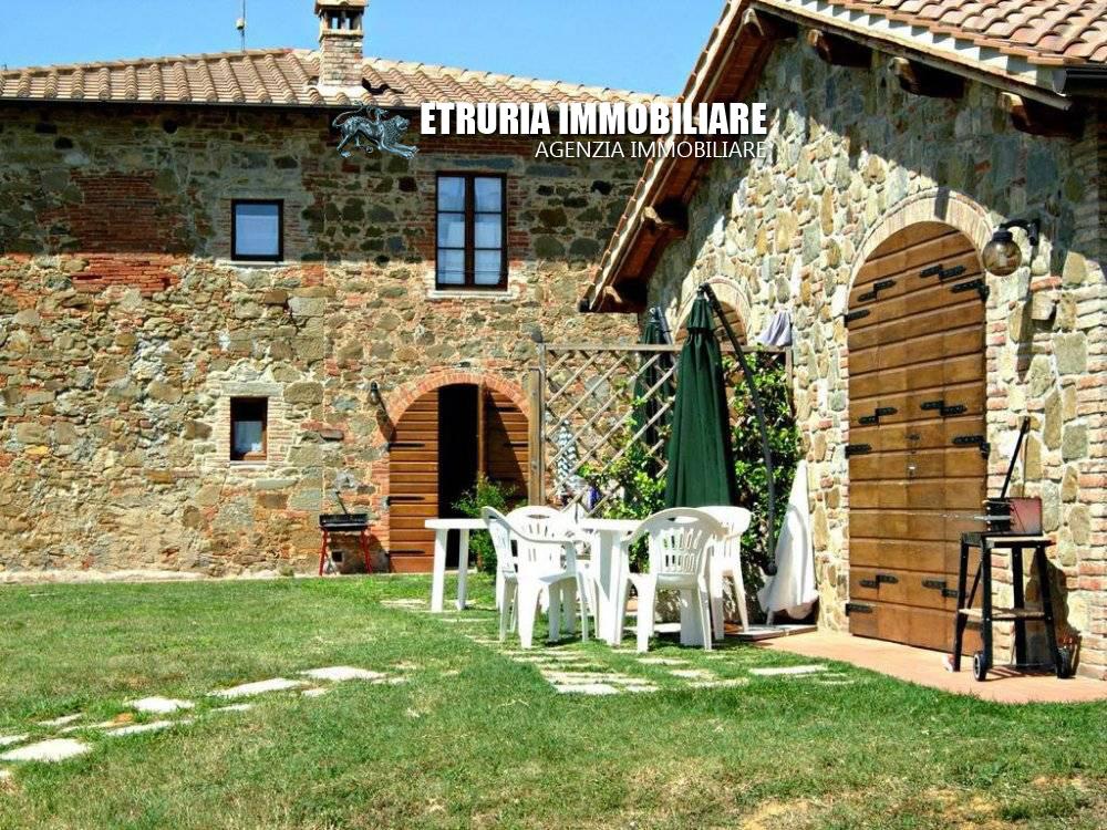 Immobile Turistico in vendita a Lucignano, 12 locali, Trattative riservate | PortaleAgenzieImmobiliari.it