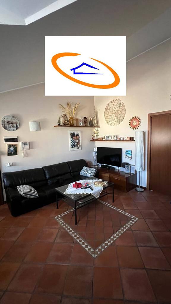 Appartamento in vendita a Malnate, 3 locali, prezzo € 162.000 | PortaleAgenzieImmobiliari.it