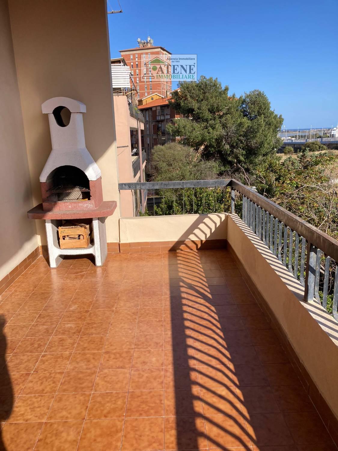 Appartamento in vendita a Cagliari, 3 locali, zona Località: Grilli, prezzo € 190.000 | PortaleAgenzieImmobiliari.it