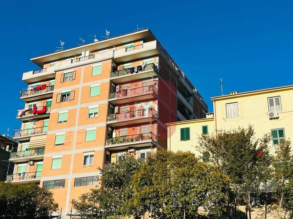 Appartamento in vendita a Gallicano nel Lazio, 3 locali, prezzo € 135.000 | CambioCasa.it