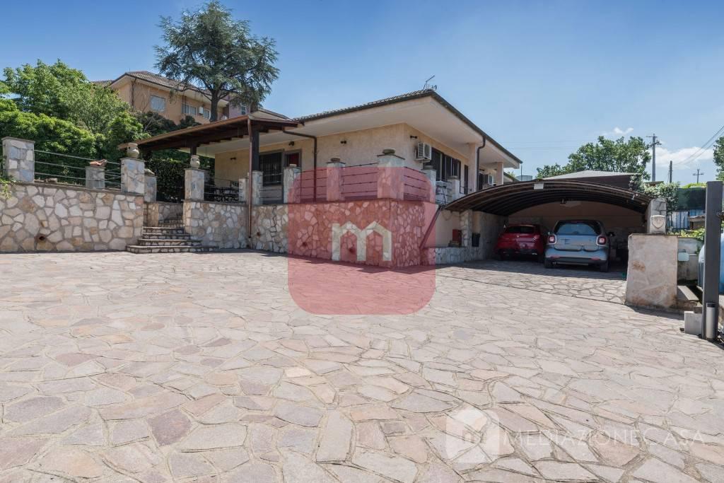 Villa Bifamiliare in vendita a Monte Compatri, 4 locali, prezzo € 284.000 | CambioCasa.it