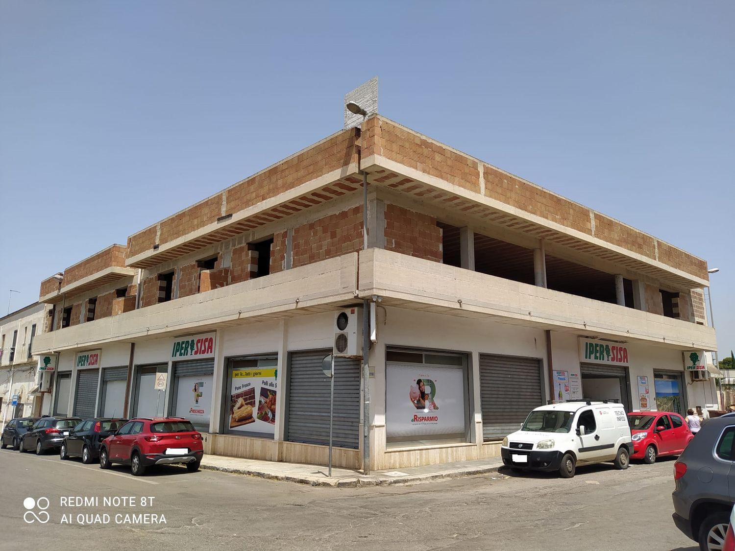 Immobile Commerciale in vendita a Maruggio, 6 locali, prezzo € 780.000 | CambioCasa.it