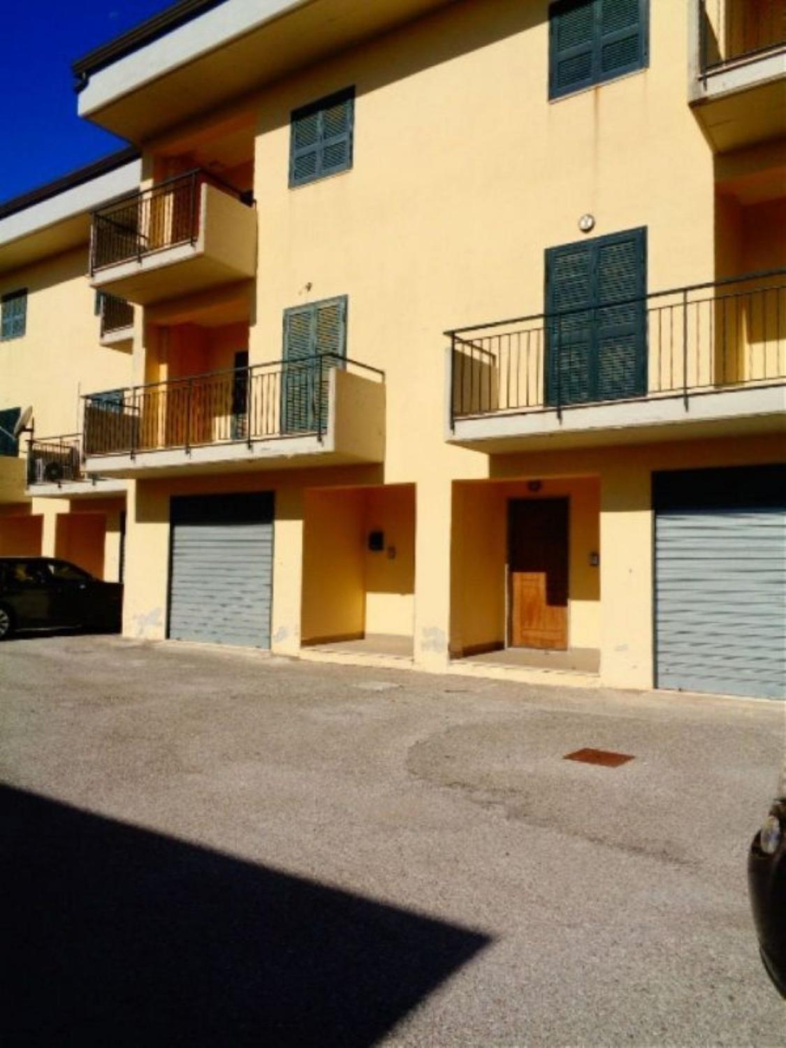Appartamento in vendita a Ogliastro Cilento, 5 locali, prezzo € 149.000 | PortaleAgenzieImmobiliari.it
